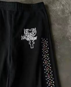 High Quality Custom Loose Oversized Straight Wide Leg Jogger Sweat Pants Baggy Rhinestone Sweatpants for Men