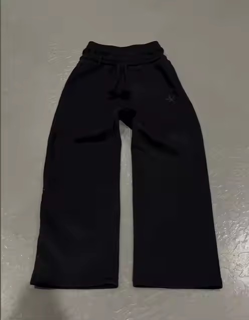 men sweatpants