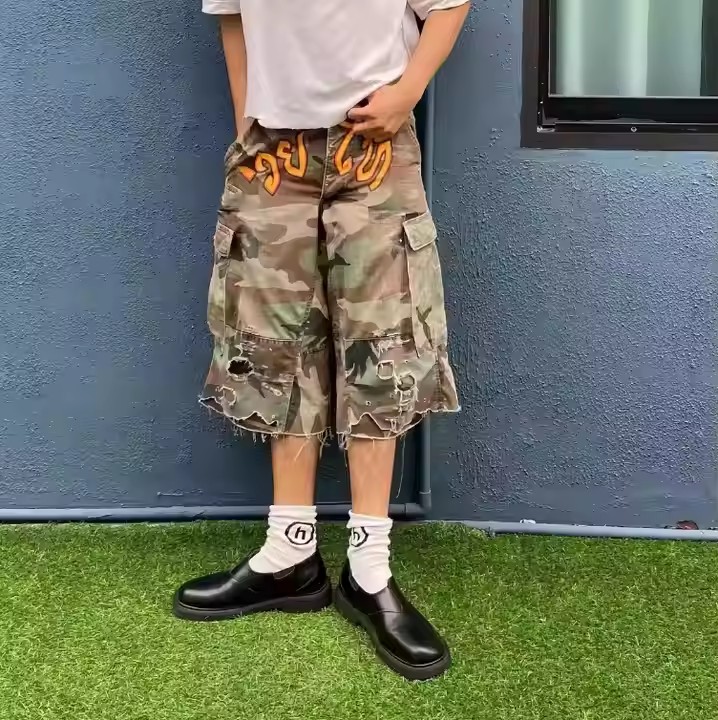 Manufacturer Streetwear Cut Edge Print Heavyweight Baggy Oversized Ripped Distressed Camouflage Camo Cargo Short for Men