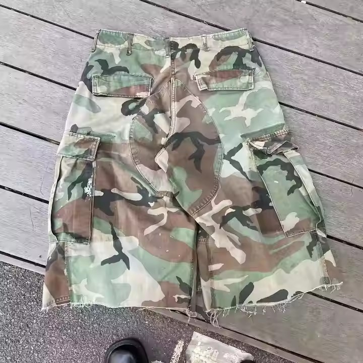 Manufacturer Streetwear Cut Edge Print Heavyweight Baggy Oversized Ripped Distressed Camouflage Camo Cargo Short for Men